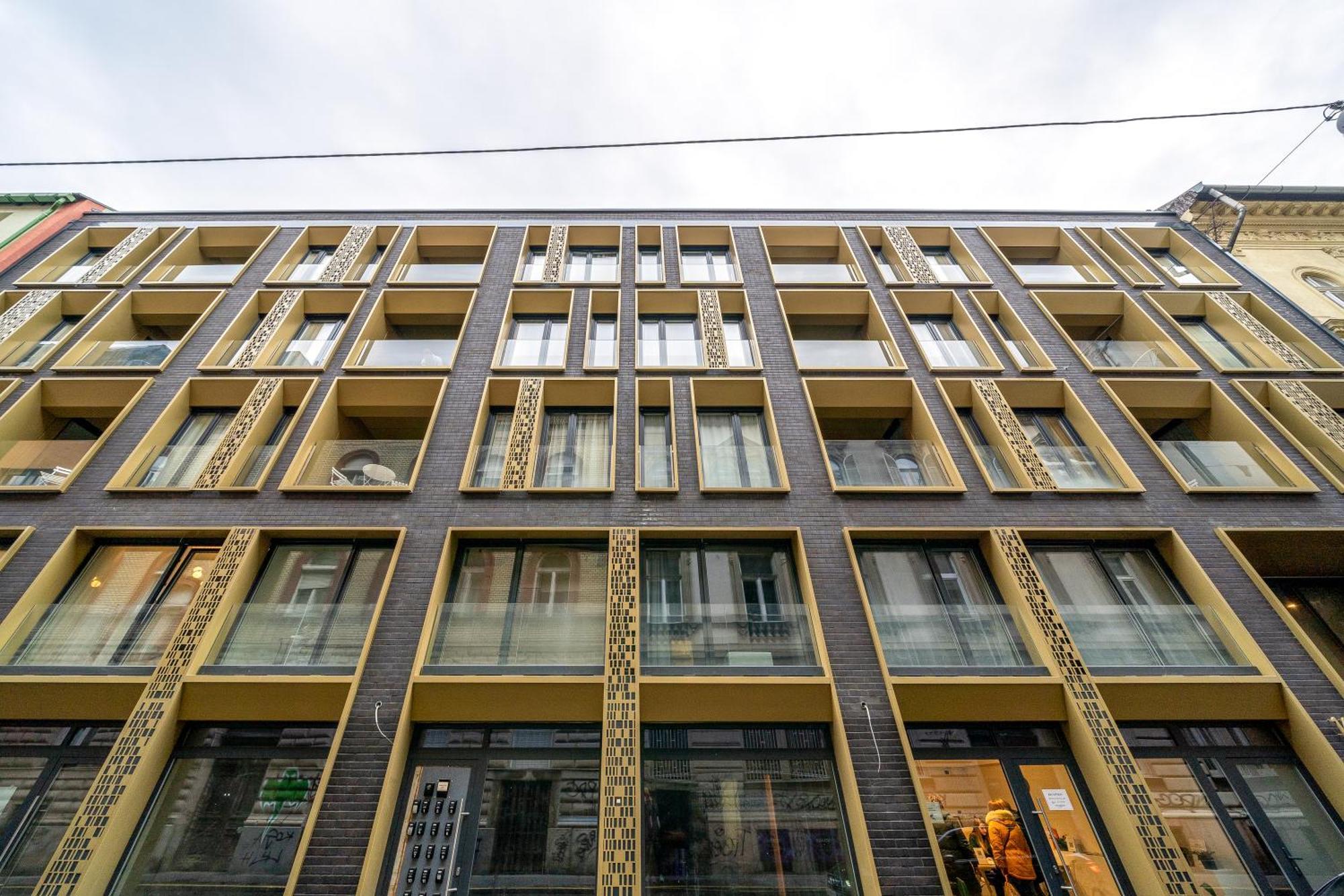 Budapest Magic Garden In Downtown Exterior photo
